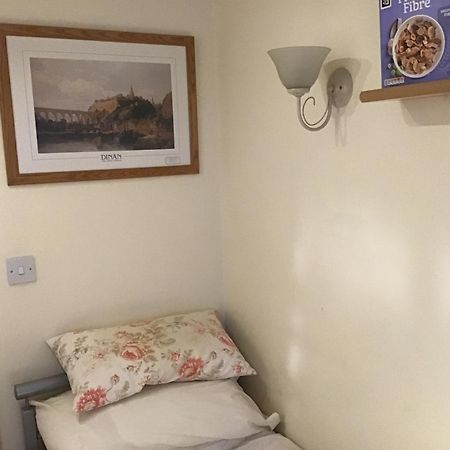 Mike & Carolyn Ball B&B ダドリー エクステリア 写真