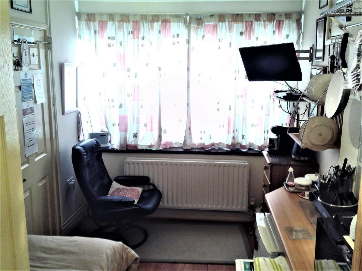 Mike & Carolyn Ball B&B ダドリー エクステリア 写真